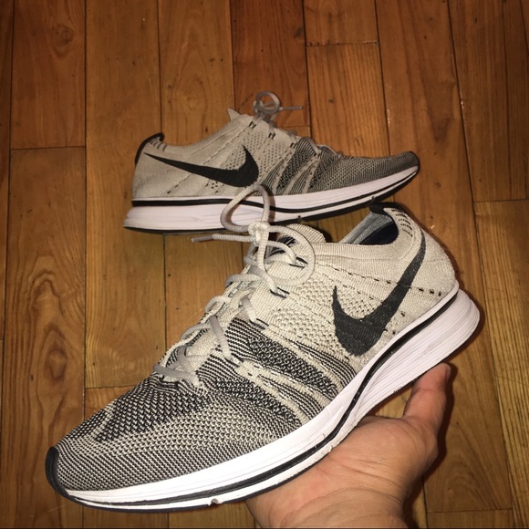 nike flyknit pale grey